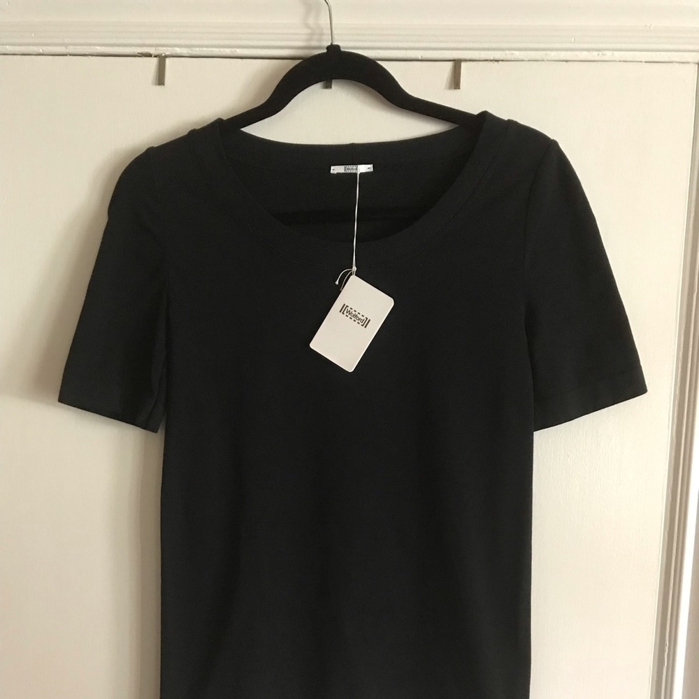 Wolford NWT Shirt size Medium.